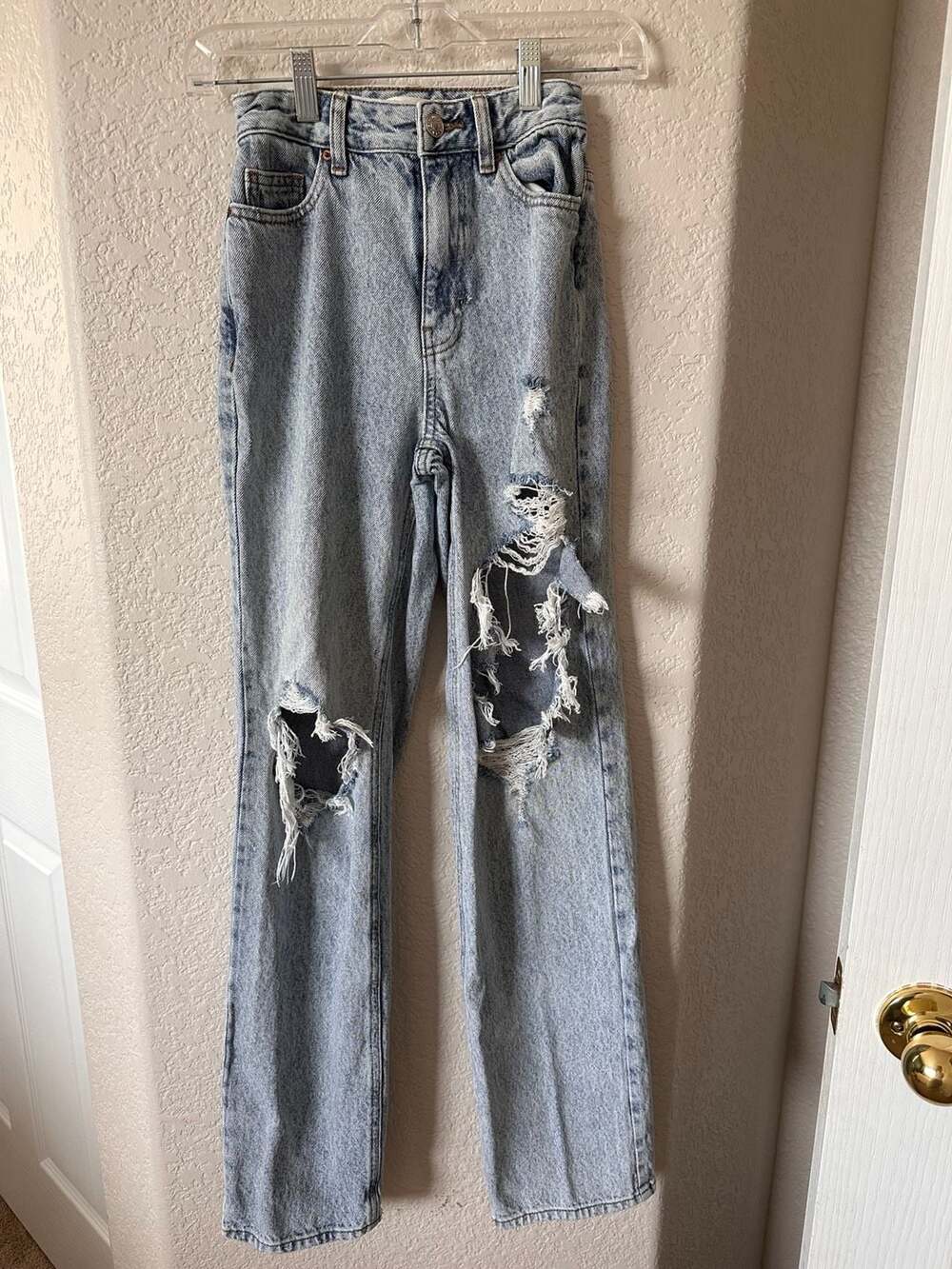 PacSun 90's Boyfriend Ripped Light Wash Denim Jeans Size 22